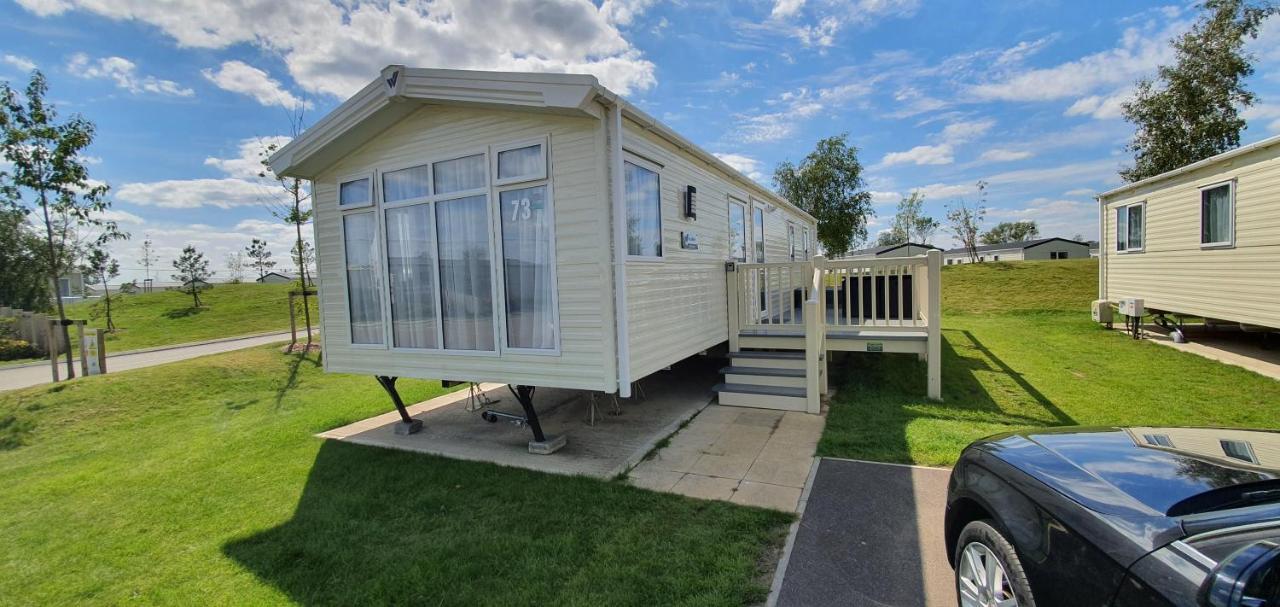 Rj Luxury Caravan Hire With Hot Tub Tattershall Eksteriør bilde